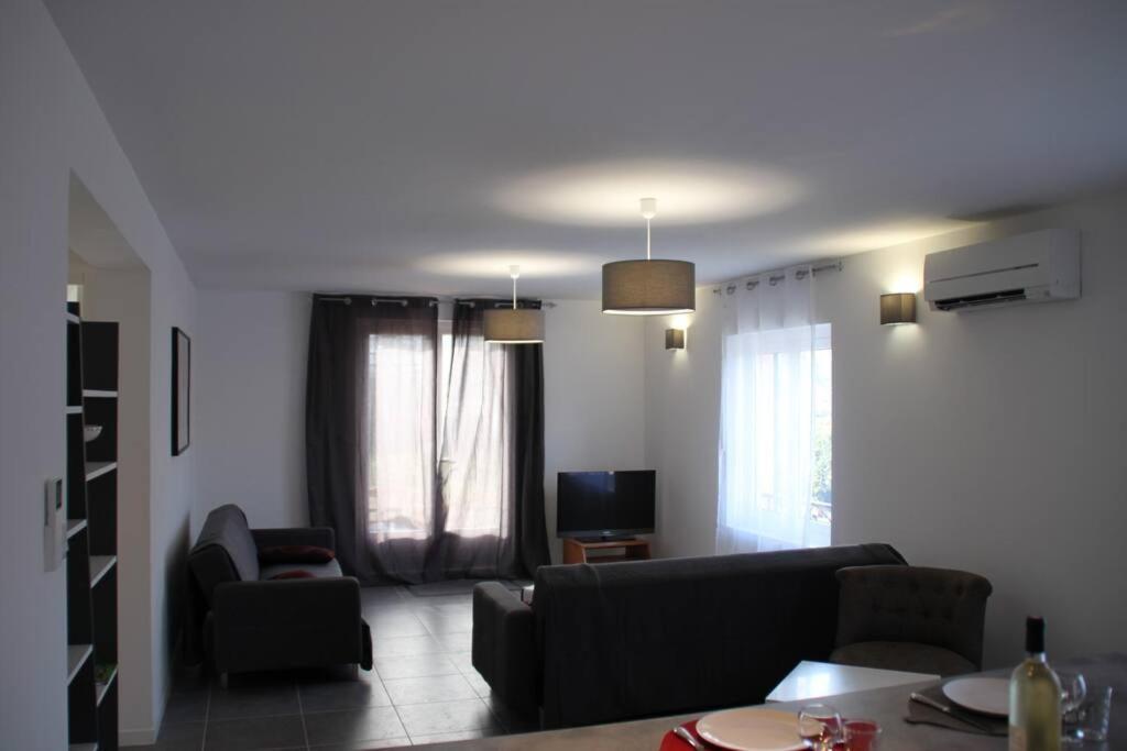 Appart Dans Maison 2 Km De La Plage Villeneuve-Loubet Dış mekan fotoğraf